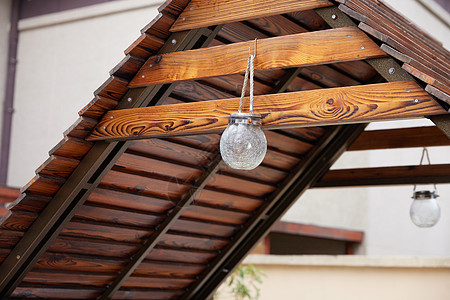 木屋屋顶素材小木屋的屋顶吊灯背景
