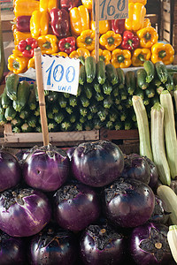 售卖蔬菜的吃蔬菜摊图片