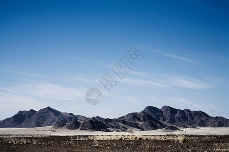 干旱农村地貌的山区图片