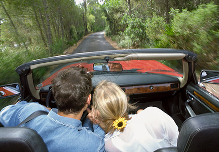 夫妻开车背景