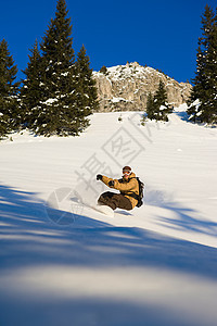 男子滑雪图片