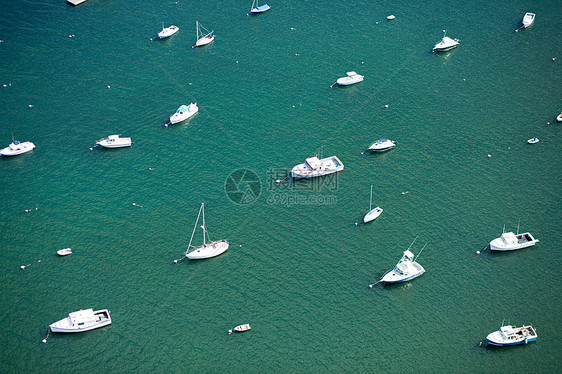 海上船只图片