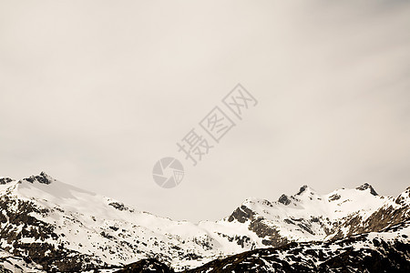 挪威罗弗敦雪山图片