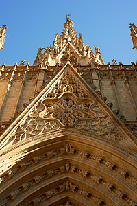 西班牙巴塞罗那的教堂入口处图片