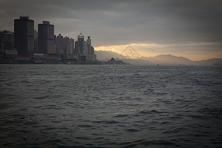 香港海边的现代建筑图片