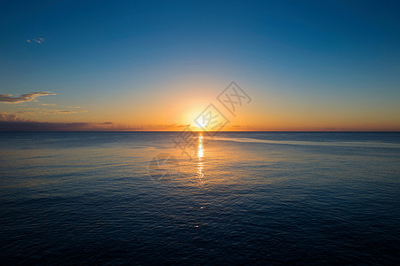 牙买加尼格里尔州海边日落图片