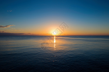 牙买加尼格里尔州海边日落图片
