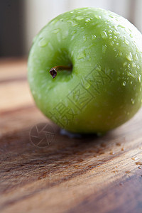 新鲜绿苹果图片