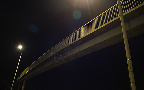 夜间佩德斯特里人行桥图片