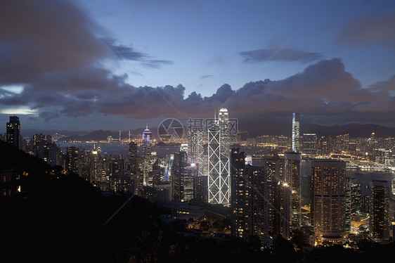 香港黄昏摩天大楼空中景象图片