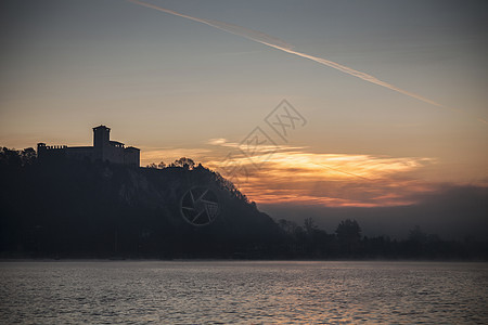 CastellodiANGERA意大利马吉奥雷湖图片