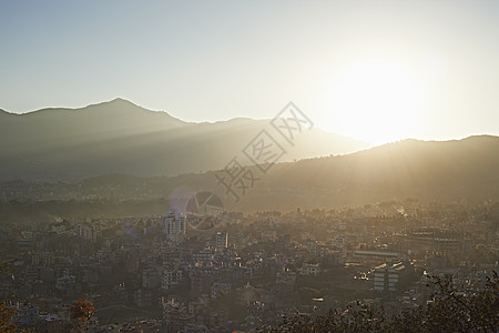 加德满都谷地尼泊尔加德满都日出时市风景图片