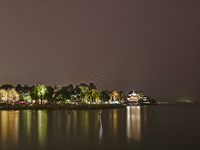 浙江杭州的西湖夜景图片