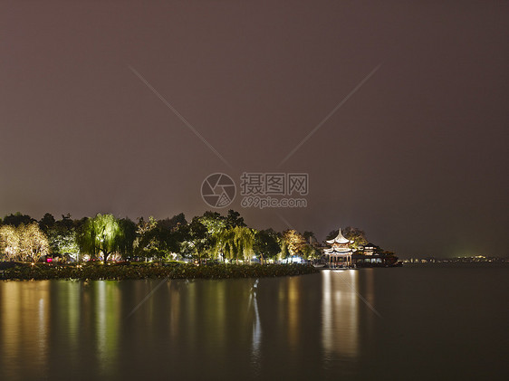 浙江杭州的西湖夜景图片