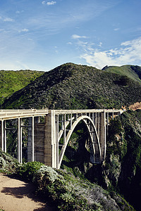美国加利福尼亚州大苏尔1号高速公路上的桥图片