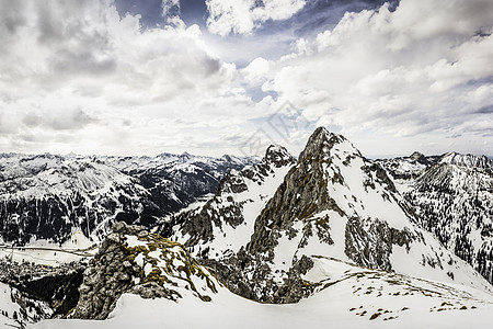 奥地利蒂罗尔坦海姆山脉凯伦斯皮茨雪山图片