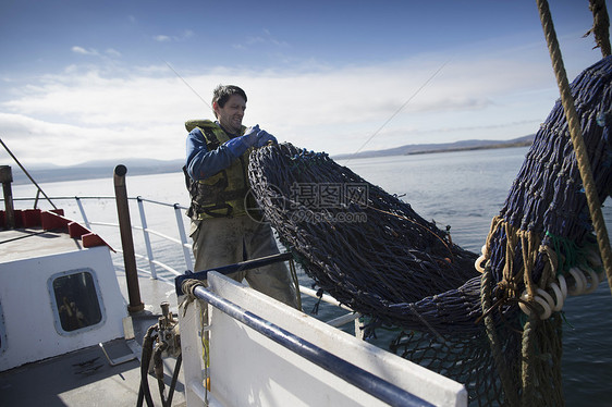 苏格兰Skye岛渔民准备网苏格兰Skye岛图片