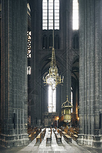 法国克莱蒙特费朗大教堂图片