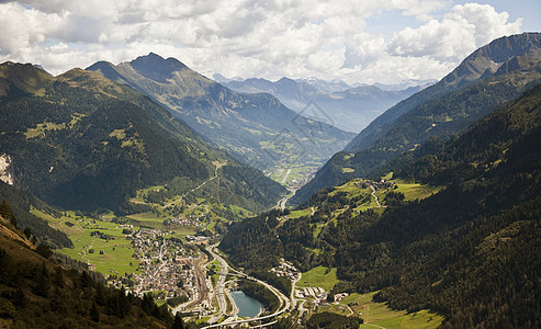 瑞士提契诺哥达山口艾罗洛和莱文提纳山谷图片
