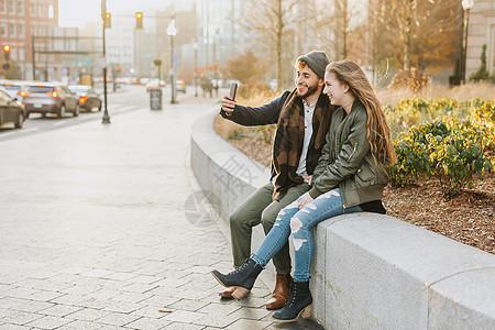 美国马萨诸塞州波士顿市年轻夫妇自拍图片