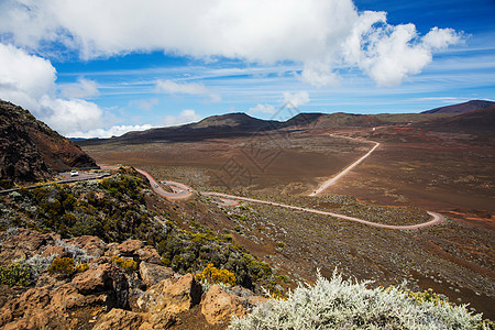 火山下的高速公路留尼汪岛公园图片