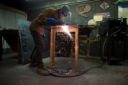 等离子切割机背景