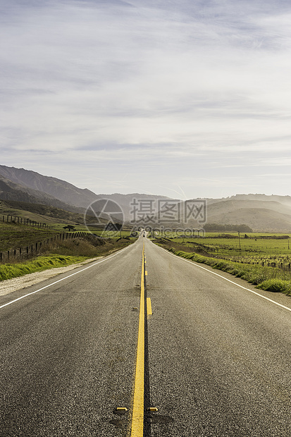 美国加利福尼亚州大苏尔风景和1号高速公路图片