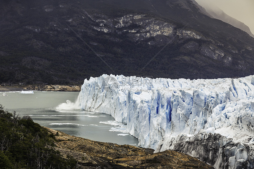 智利帕塔哥尼亚洛斯格拉西雷公园PeritoMoreno冰川和Argentino湖阿根廷边视图图片