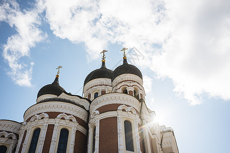 爱沙尼亚塔林AlexanderNevsky大教堂的低角度视图图片