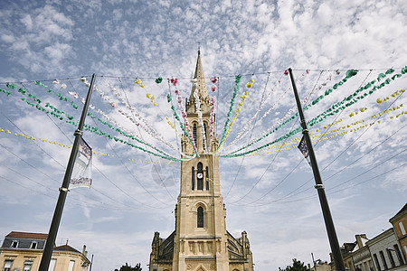 法国阿基坦贝格拉克埃格利斯圣母院钟楼图片