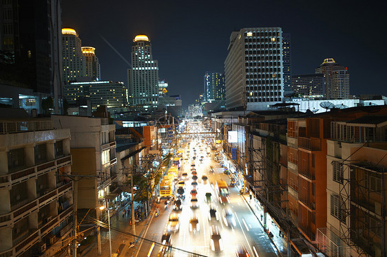 泰国曼谷市高速公路的夜景图片