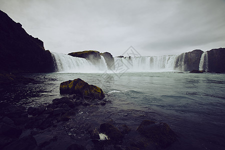 冰岛阿库雷里埃伊贾夫尔达斯拉瀑布图片