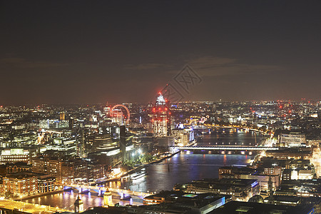 伦敦市泰晤士河夜景图片