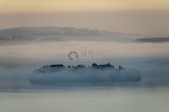 伊索拉马德雷岛博罗梅莱群拉戈马吉奥雷隆巴迪亚意大利图片