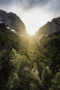 日落时分的法国阿尔卑斯山图片