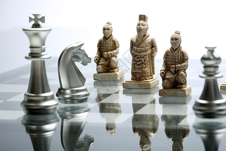 寓意中欧在国际象棋下的对弈图片