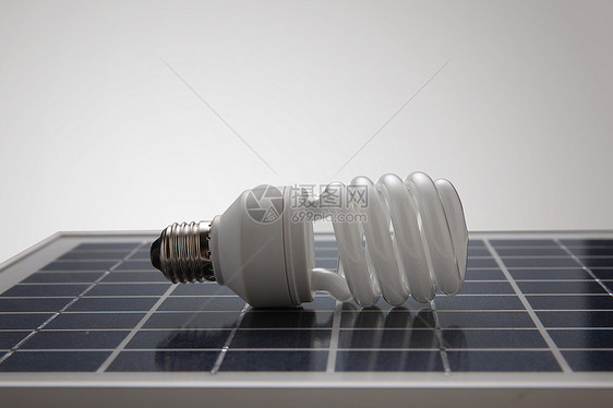 环境保护节能灯泡太阳能板图片