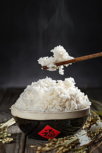 一碗热米饭和筷子图片
