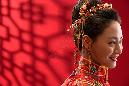 元素东亚高兴漂亮的中式新娘图片