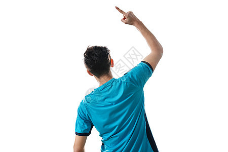 青年人高举手臂比赛足球运动员欢呼获胜图片