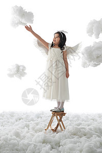 摄影棉花童年站在梯子上玩耍的小天使图片