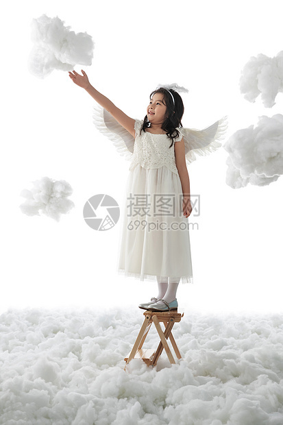 摄影棉花童年站在梯子上玩耍的小天使图片