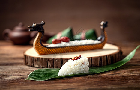 寿司船食物绿色清新粽子和龙舟背景
