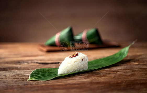 传统节日美食粽子图片