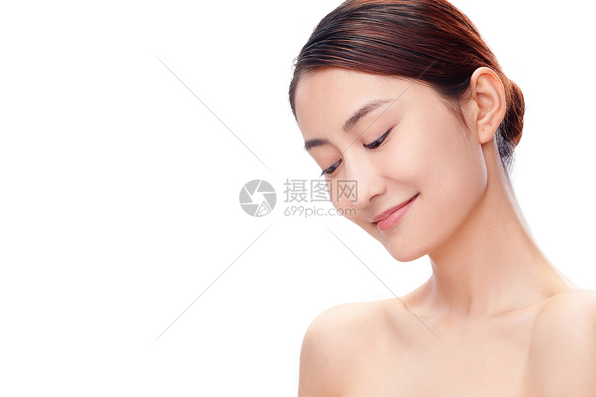 快乐亚洲东亚青年女人妆面肖像图片