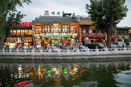 民俗古典风格商业街北京后海酒吧街图片