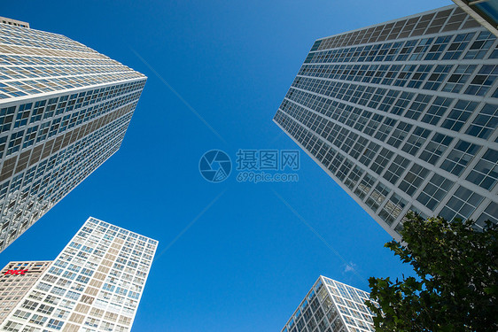 蓝天下的北京城市建筑图片