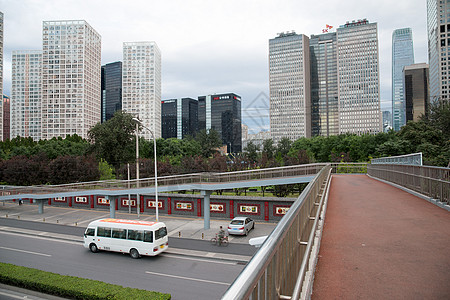 北京的城市街道和高楼高清图片