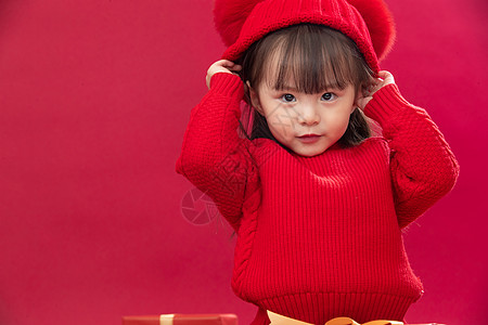 半身像童年祝福穿红衣戴红帽的可爱小女孩图片