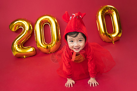 天真童年裙子可爱的小朋友过新年图片